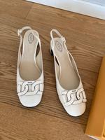 Tod‘s Slingback Pumps Creme Größe 42 Hessen - Hofheim am Taunus Vorschau