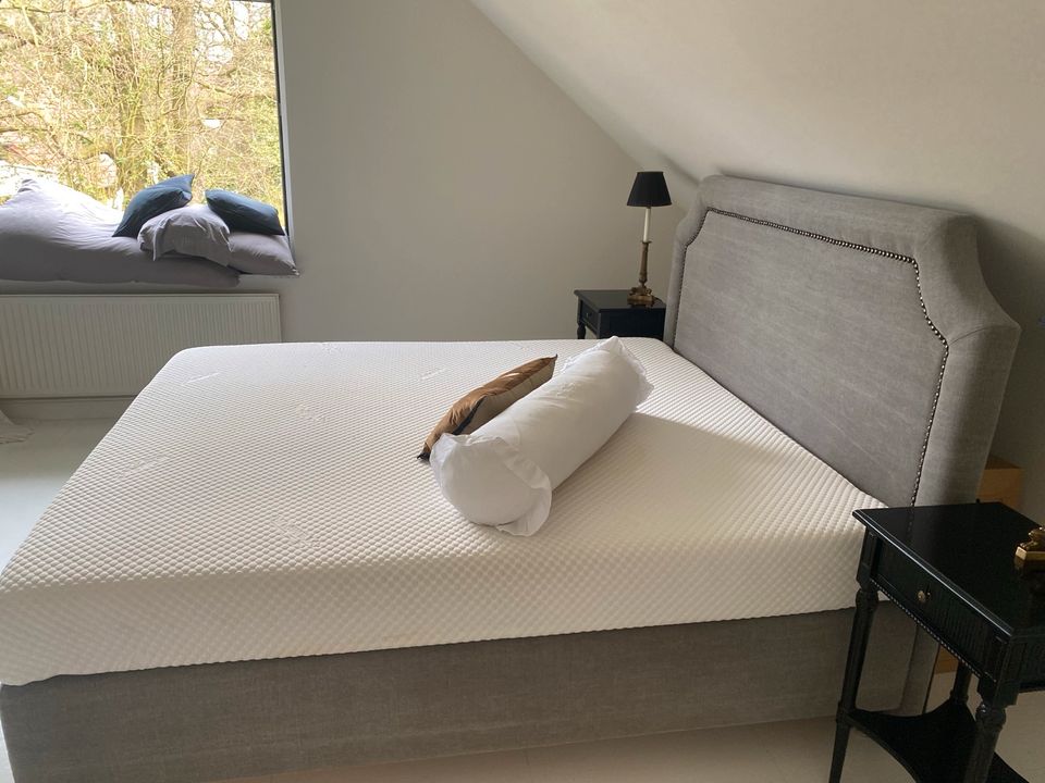 Boxspringbett inklusive Tempur Matratze in Aurich