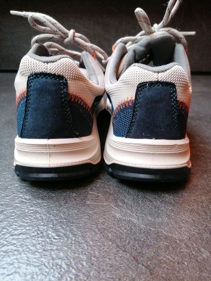 FILA Wanderschuhe/ Jungs Gr. 34 (Neu) in Alfter