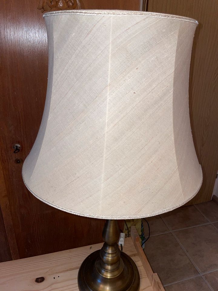 Tischlampe/Stehlampe Vintage Messing 80 cm. Hoch in Bebra