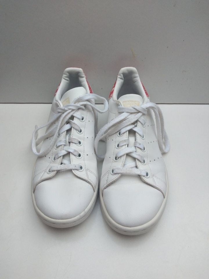 Adidas Sneaker / Sportschuhe / Turnschuh / Schuhe , Gr. 36 .. in Langenau