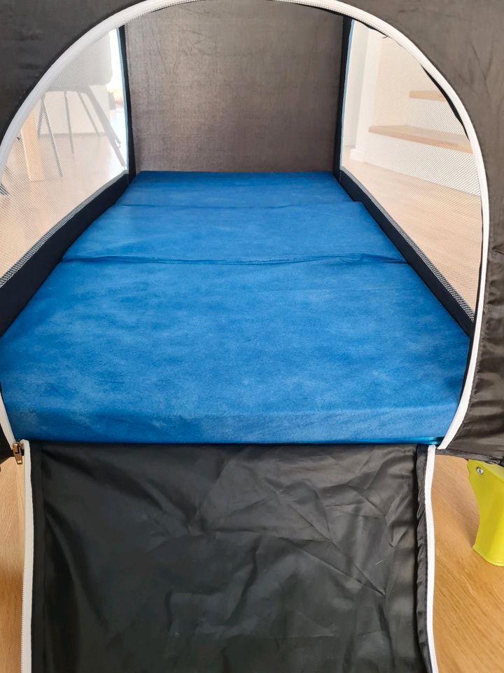 Kinder-Reisebett + Matratze in Großbeeren