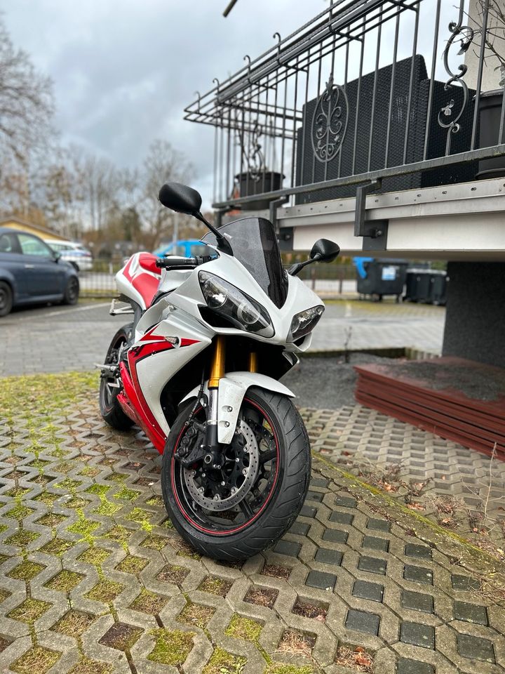 Yamaha R1 Rn19 in Falkensee