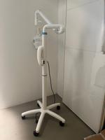 Zahnbleaching LED Lampe 40 W mit 8x Bleaching Set und Zubehör Neu Bayern - Zirndorf Vorschau