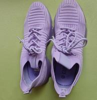 topp angesagte Sneaker COX Lila Gr. 41 Neuwertig Niedersachsen - Oyten Vorschau