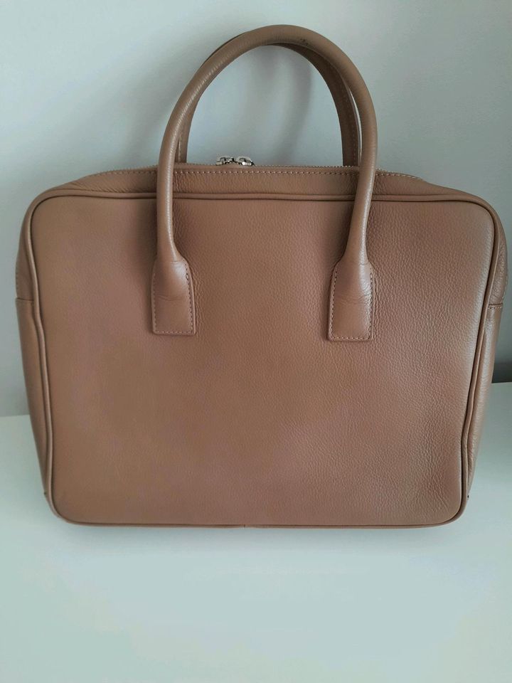 Tasche von Bogner, neuwertig in Berlin