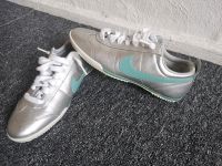 NIKE Fivekay Damenschuhe silber Berlin - Neukölln Vorschau