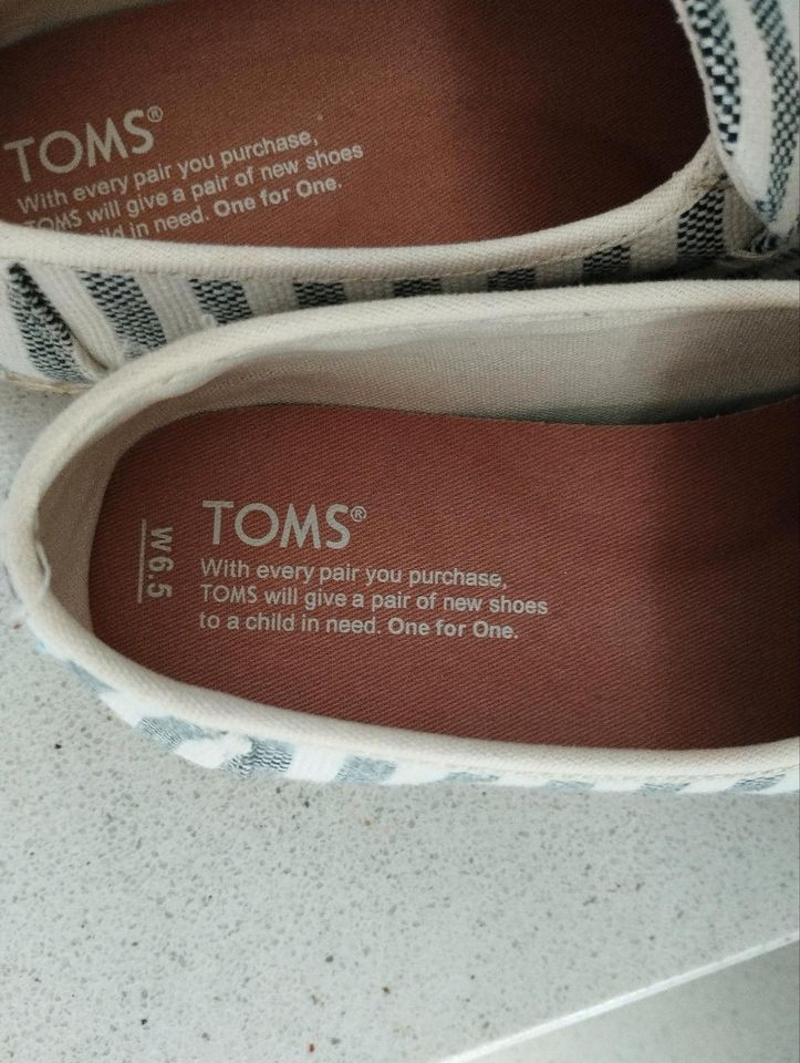 Toms Loafer Größe 37 -neuwertig- in Bad Zwischenahn