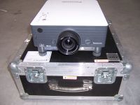 Panasonic DLP Projekor PT-D 3500E im Flightcase Hessen - Espenau Vorschau