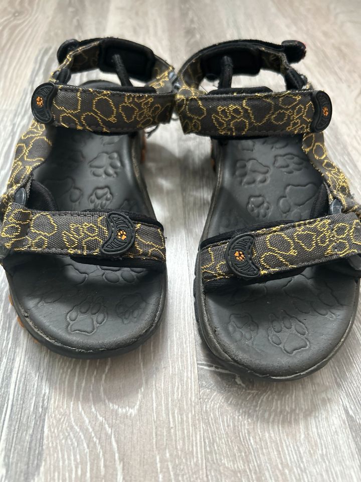 Jack Wolfskin Sandalen schwarz Größe 31 in Schnabelwaid