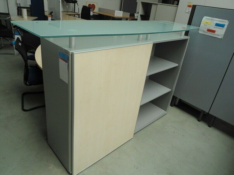 Sideboard mit Glas Designabdeckplatte KE - Büromöbel in Bremen