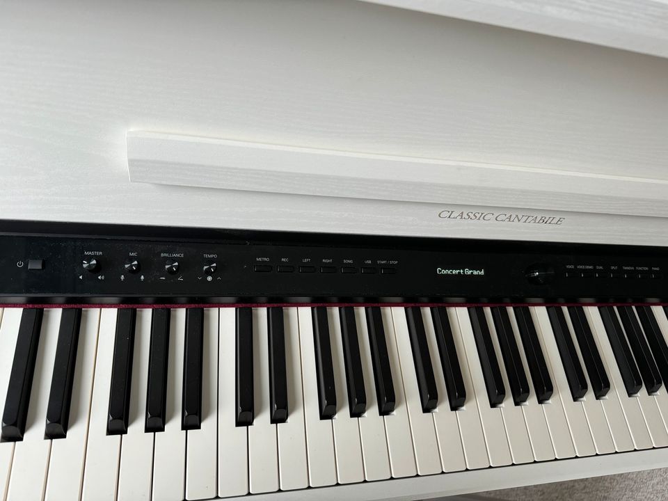 E Klavier Classic Cantabile UP-1 E Piano inkl. Hocker und Kopfhör in Hamburg