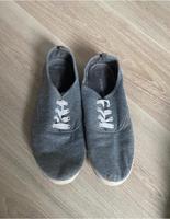 Damenschuhe grau Berlin - Köpenick Vorschau