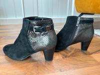 Wildleder - Stiefeletten von Ara Größe 38,5 schwarz/silber Niedersachsen - Hann. Münden Vorschau