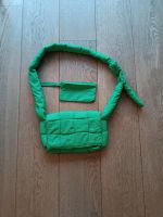 Grüne Puffer Bag mit Geldbeutel Nordrhein-Westfalen - Neuss Vorschau
