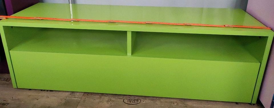 Sideboard Regal ca. 140 x 44 cm grün in Solingen