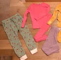 H&M Rippstrick Hose Shirt Little Green Radicals pink Pyjamas pink Hessen - Bad Vilbel Vorschau