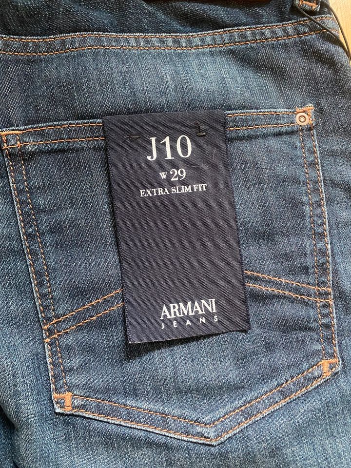 Dunkelblaue Armani Extra Slim Fit Jeans in Hamburg