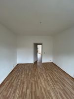 Frisch modernisierte, helle 1,5 Raum-Wohnung mit Balkon (43,8m²) Thüringen - Schmoelln Vorschau