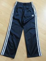 Adidas Sporthose schwarz Gr. 140 Bayern - Bruckberg bei Landshut Vorschau