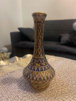 Kleine Porzellanvase (Handgemacht aus Thailand) Düsseldorf - Eller Vorschau