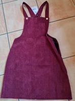 Neu mit Etikett! Missguided Cord-Latzkleid Größe 34 burgundy Niedersachsen - Aurich Vorschau