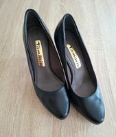 Pumps Tamaris Gr. 38 Leder Fast Neu!! Kr. Altötting - Haiming Vorschau