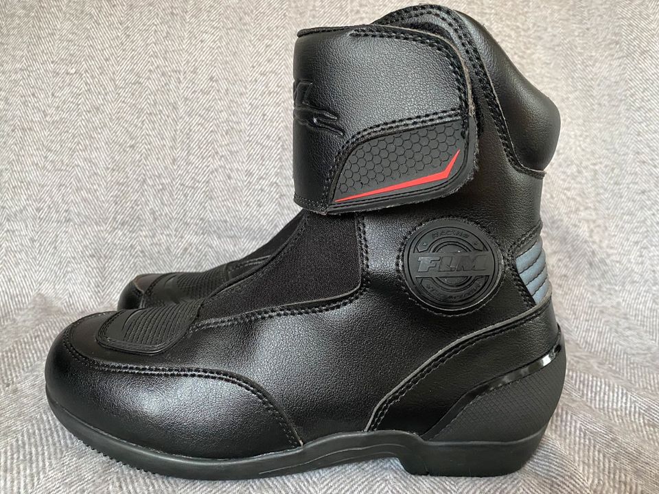 FLM MOTORRADSCHNÜRSTIEFEL KURZ in Frankfurt am Main