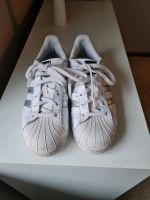 Adidas Schuhe Sneaker 39 1/3 weiss Mecklenburg-Vorpommern - Setzin Vorschau