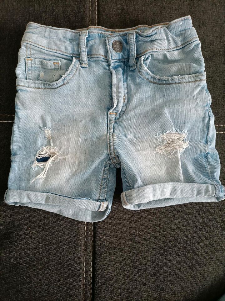 H&M Jeans Shorts Gr. 98 in Albersweiler