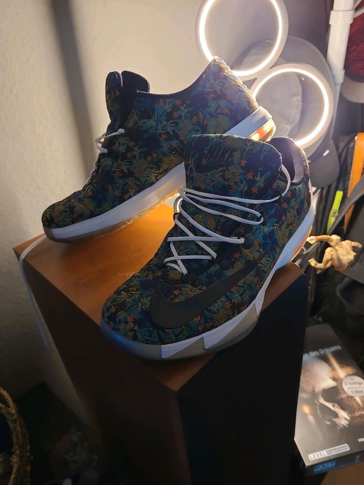 Nike kd floral us 13 dead stock in München