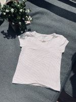 rosa-grau gestreiftes T-Shirt Gr.122/128 von Verbaudet Skandi Wuppertal - Oberbarmen Vorschau