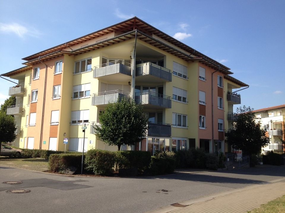 Sehr beliebte 2-Raum-Wohnung mit Aufzug und großer Terrasse in Bannewitz