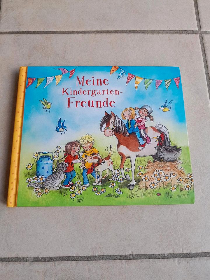 Kindergarten Freundebuch in Düsseldorf