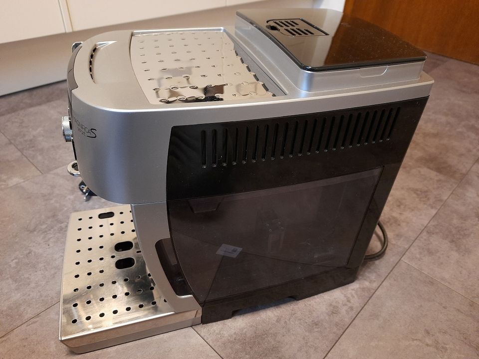 DELONGHI Vollautomat Magnifica S Smart 250.23.SB in Edingen-Neckarhausen