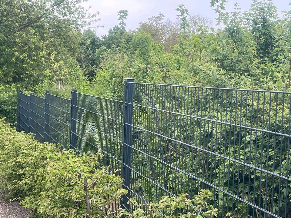 Doppelstabmattenzaun, Gabionen, Maschendrahtzaun und Toranlagen in Bochum