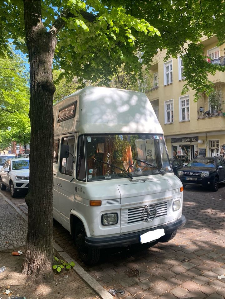Mercedes Daimler Benz 406 D Düdo Wohnmobil Camper Van in Berlin
