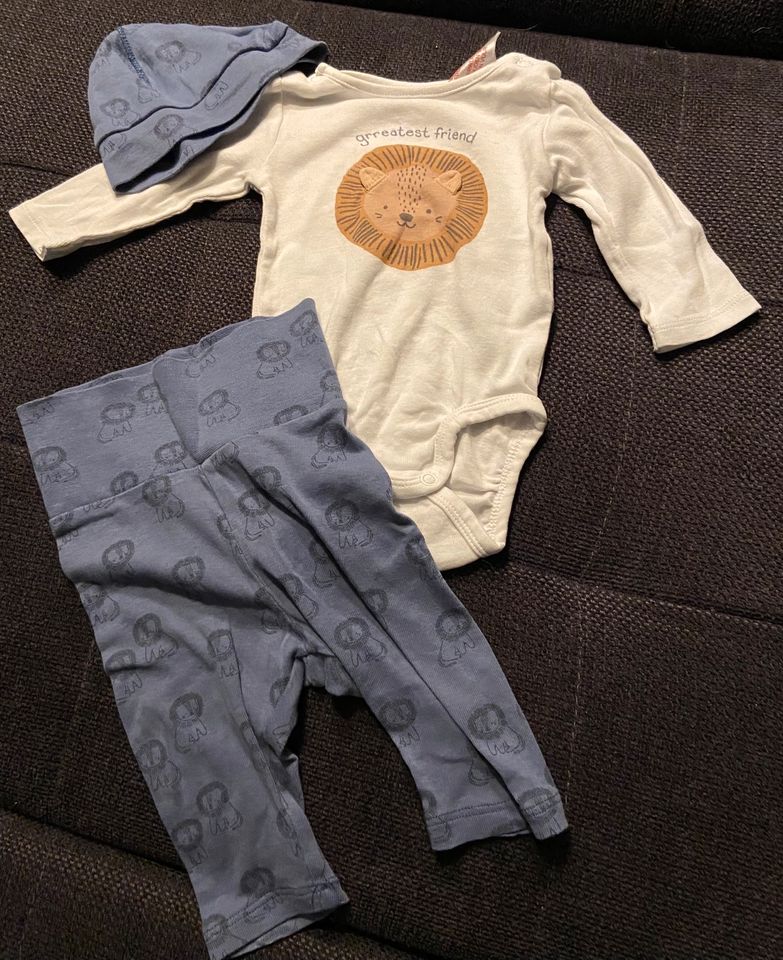 h&m Hose Body Mütze Baby  Löwe Gr.56 in Rinteln