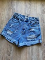 High Waisted Jeansshorts mit Rissen - Top Zustand! Rostock - Lichtenhagen Vorschau