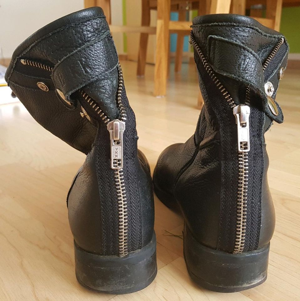 Stiefeletten zu verkaufen in Meinerzhagen