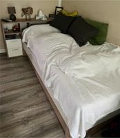 Verkaufe ein Bett mit Lattenrost Sachsen-Anhalt - Magdeburg Vorschau