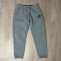 Nike Jogginghose Größe M Bayern - Kirchensittenbach Vorschau