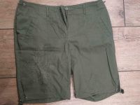 Cargo Hose kurz von Casual W.E.A.R Gr. 40 khaki mit Blumenmuster Niedersachsen - Lemförde Vorschau