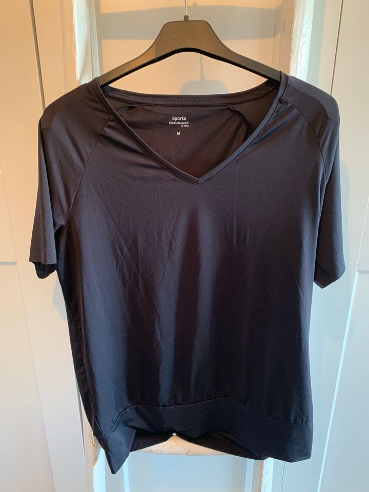 Sport T-Shirt TCM schwarz Gr. M/L in Sauensiek