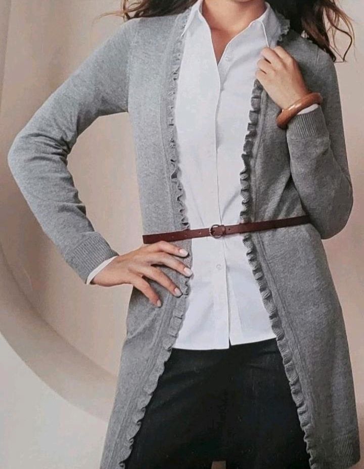 Damen Cardigan Weste Strickjacke grau mit Gürtel NEU OVP in Gaggenau