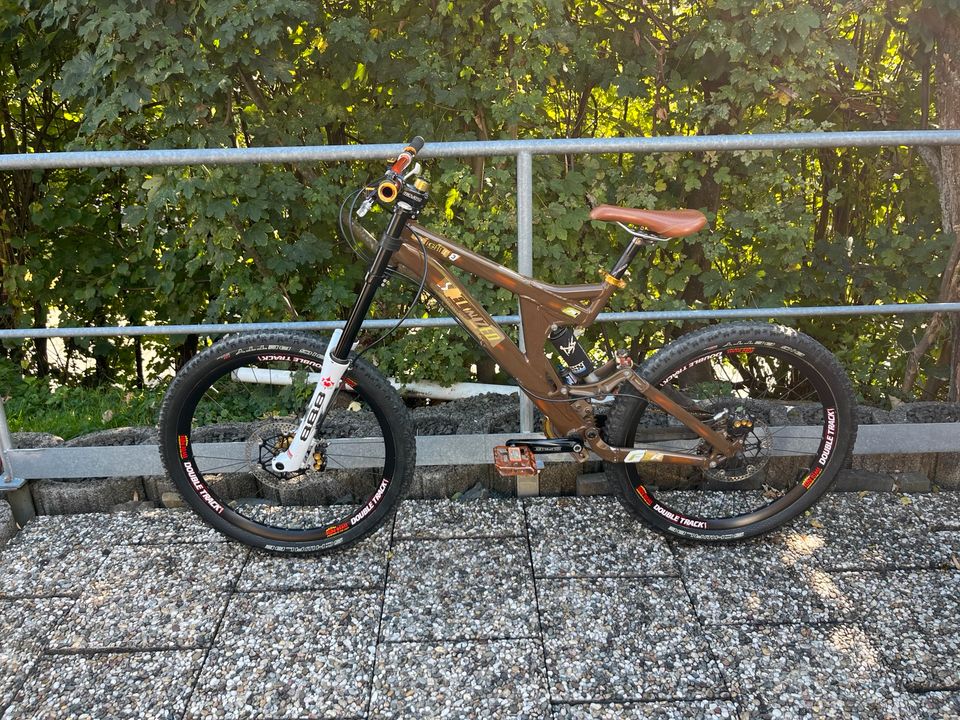 Specialized Big Hit Fsr 3 Downhill DH Fr Retro Hope M6 Ti in Plettenberg