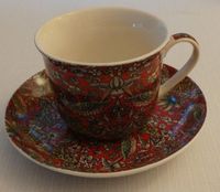 Abbeydale "Red Strawberry" Tasse mit Untertasse Bayern - Kolbermoor Vorschau