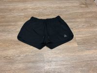 Reebok Damen Shorts Kurze Hose Gr. XS Neuwertig Nordrhein-Westfalen - Neuss Vorschau