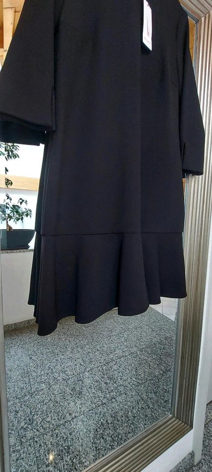 ❤Damen Kleid schwarz Gr. 38❤ OUi NEU NP: 149;Euro mit Etikett in Gutach