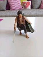 Frodo aus Herr der Ringe 12 cm Bayern - Kutzenhausen Vorschau